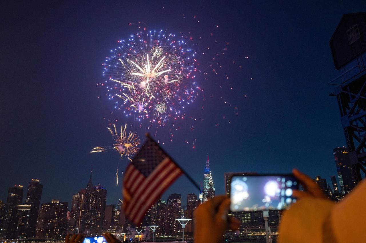 Drone fireworks